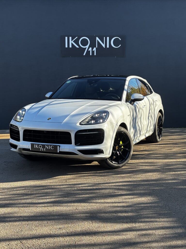 Porsche Cayenne Coupé III 3.0 V6 462 Tiptronic E-Hybrid Porsche Cayenne Coupé III 3.0 V6 462 Tiptronic E-Hybrid